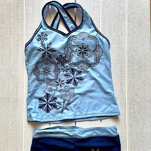 Sports Swim Wear Top & Shorts size XS🩱